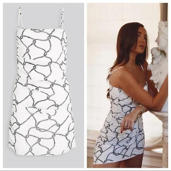 WeWoreWhat Ronnie Ruched Printed Mini Dress - Picture 1 of 5